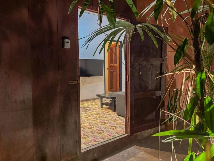 Interior 3, Easy House, Pai