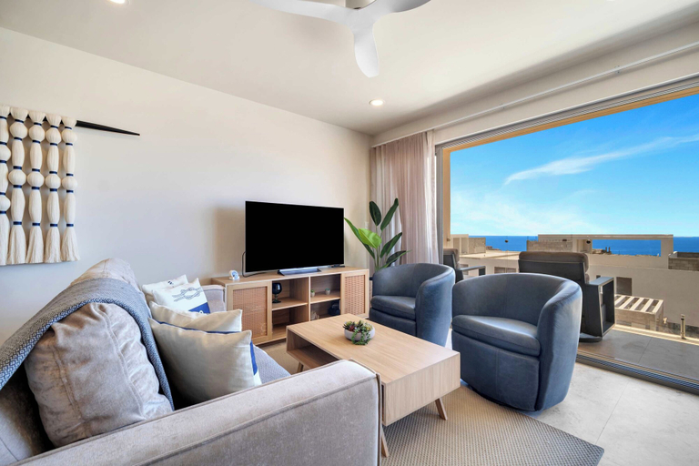 Living area 4, Marvelous Brand New 2 BR Condo - Pool With Ocean Views, La Paz