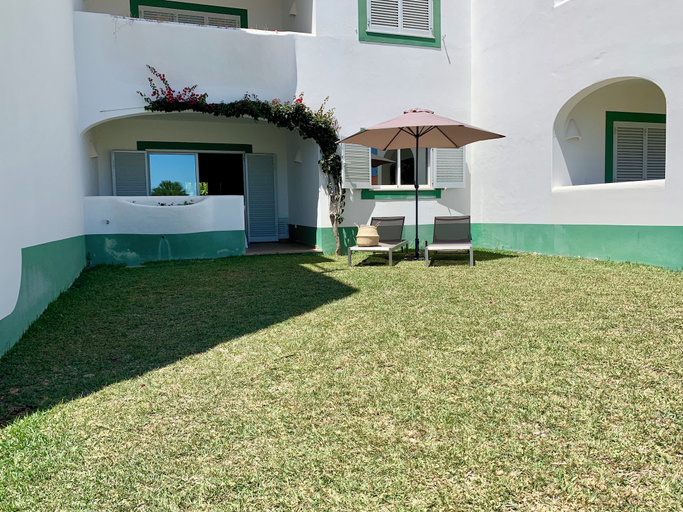Exterior & Views 2, Charming Apartment with Private Garden & Pool, Loulé