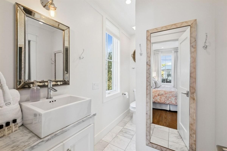 Bathroom 4, Stepping Stone Main House, Walton