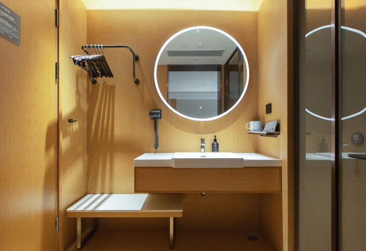 Bathroom 4, Ji Hotel Hangzhou Jiaogong Road, Hangzhou