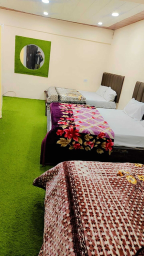 Room 3, Dream In, Mathura