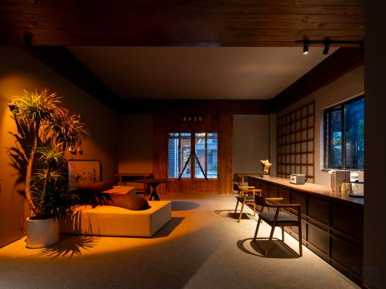 Hotel Interior/Public Areas