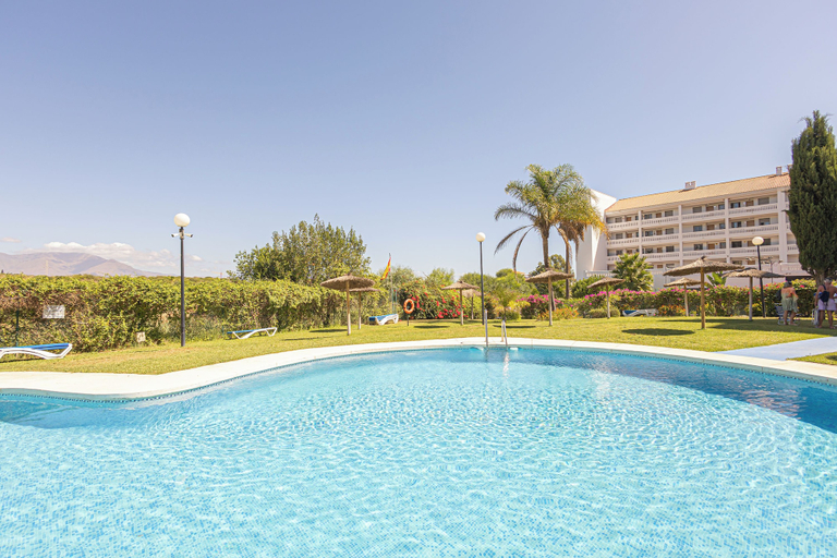 Pool 2, Manilva Playa With Sea View for 5, Málaga