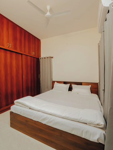 Room 3, Thaswi Service Apartment, Mysore