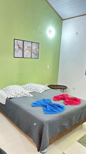 Room 2, pousada Cantinho da mata, Parati