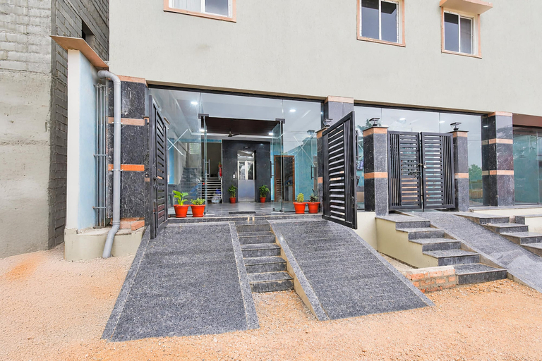 Exterior detail 3, Super Townhouse Oak Hyderabad Central, Hyderabad