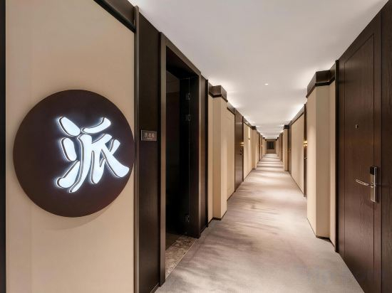 Hotel Interior/Public Areas