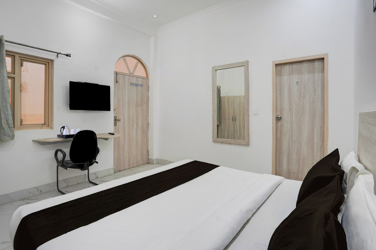 Room 5, Hotel O Dehradun Railway Station, Dehradun