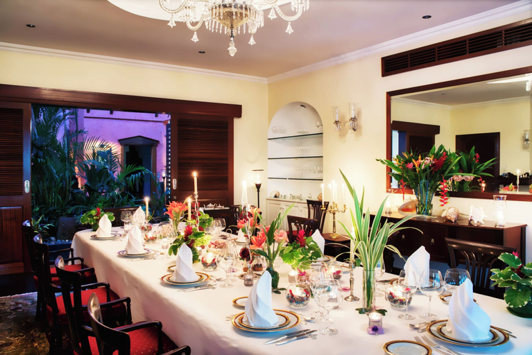 Food & Drinks 5, Jastam House, Diana