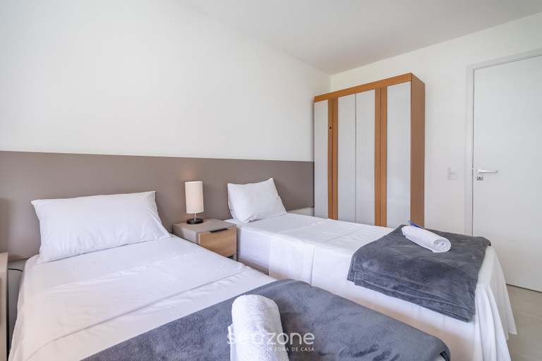 Room 3, Apt w/ Balcony, BBQ & Pool View Ano0209, Cabo Frio