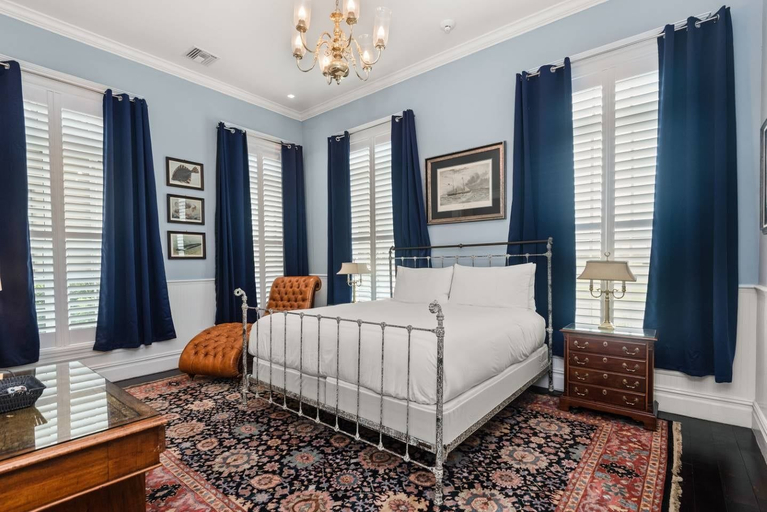 Room 5, Eclectic Estate With Location Themed Bedrooms at Reunion, Osceola