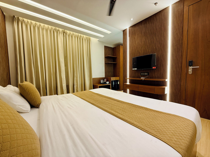 Room 2, Golden Sands Hotel And Banquets, Indore