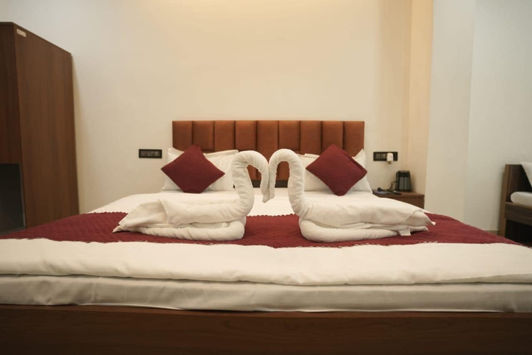 Room 3, OM Villa Heritage Varanasi, Varanasi