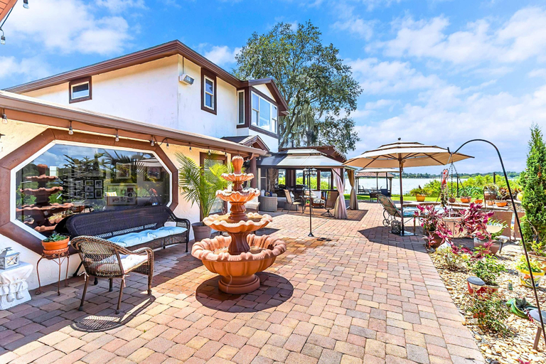 Interior 4, Lakeside Retreat With Lake View, Pool & Terrace, Orange