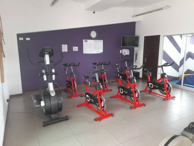 Fitness studio 3, Condo Washer Dryer Free Indoor Park San José, Alajuelita