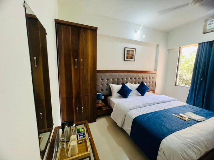 Room 2, Luna Spaces Blues, Mumbai Suburban