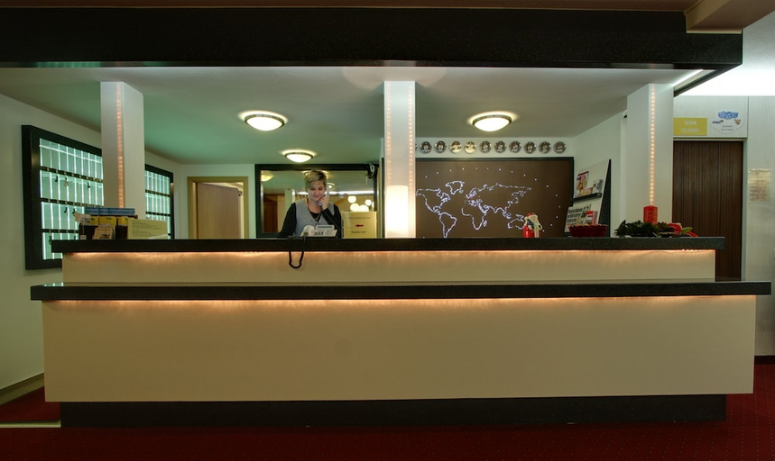 Others 5, Hotel Grille, Erlangen