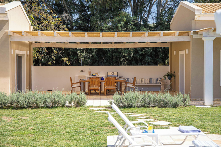 Outdoor dining 3, Villa Botanica, Ionian Islands