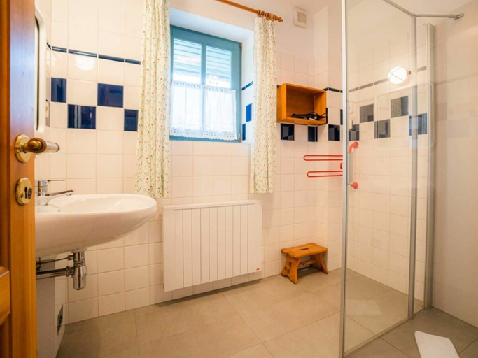 Bathroom 2, Ground Floor in the Reimer House, Nordfriesland
