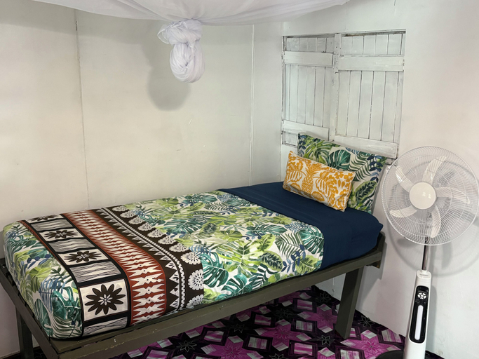 Room 2, Tom's Sunset Homestay, Ba