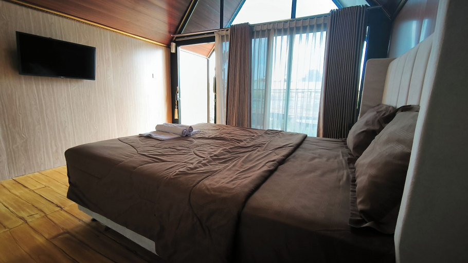 Room 3, Andong Valley, Magelang