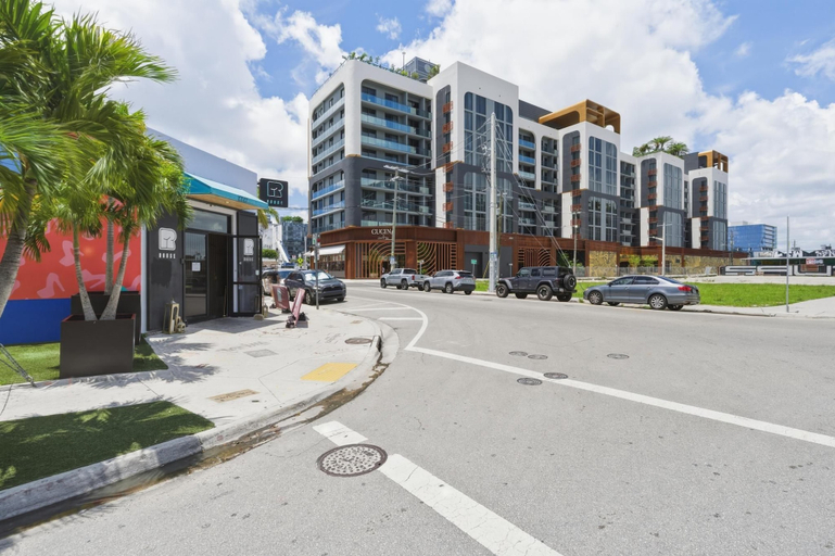 Interior 3, Walk to Wynwood Walls 1BR + Den 2 Baths, Miami-Dade