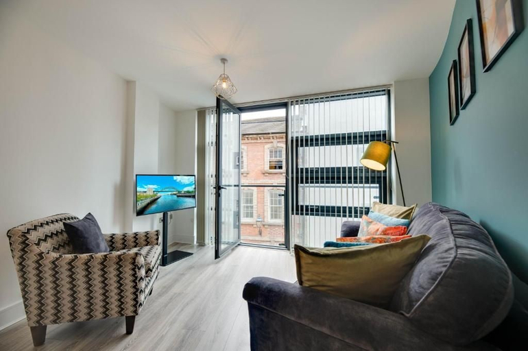 Living area 4, Friarsgate Apartment, Newcastle upon Tyne