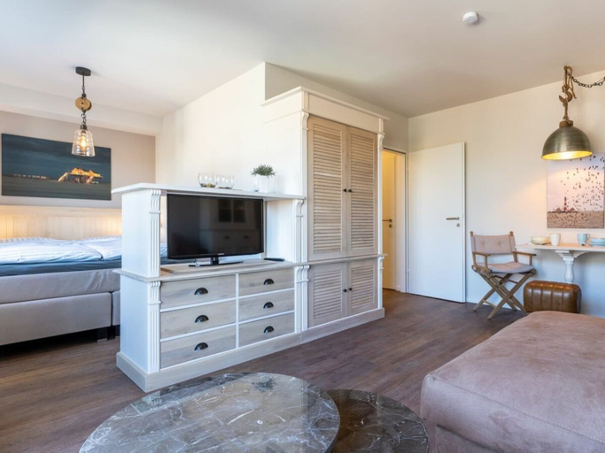 Room 2, Holiday Apartment With 1 Bedroom, Nordfriesland