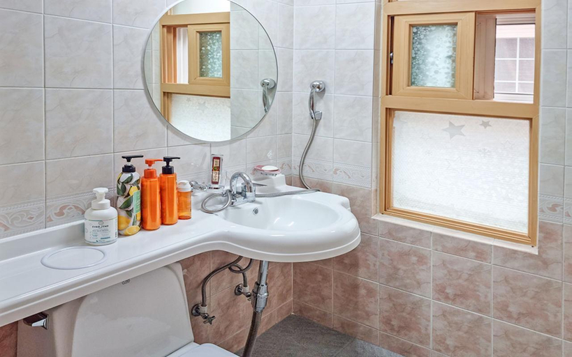 Bathroom 5, Yangyang Muhak Motel, Yangyang