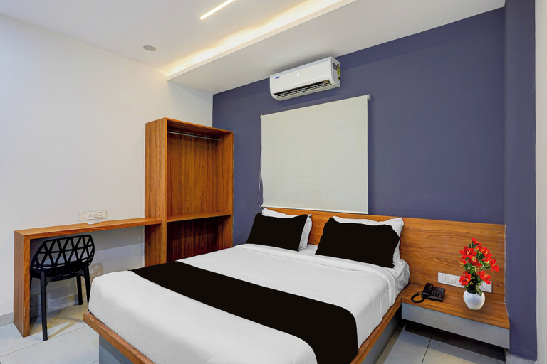 Room 2, Hotel O Brookefield Mall Bangalore, Bangalore
