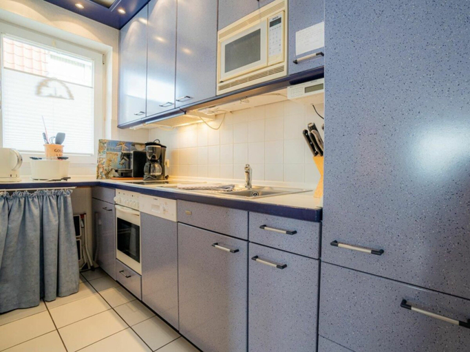Private kitchen, 6 in the House at Blanker-hans-weg 5, Nordfriesland