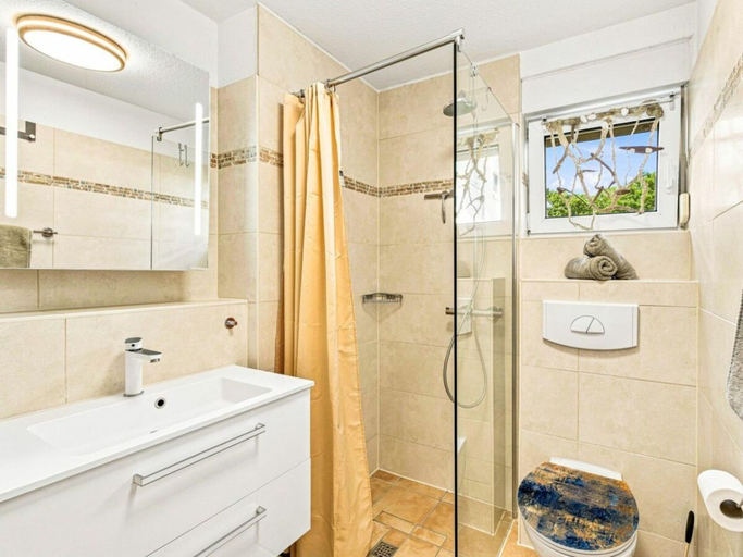 Bathroom 2, Residence on the Beach 4-58, Vorpommern-Rügen