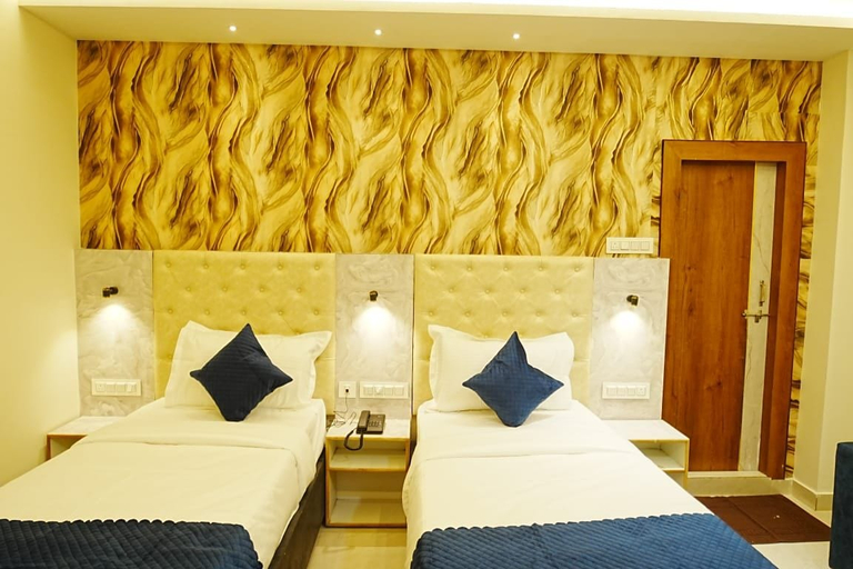 Room 4, Hotel Moon Light, Krishna