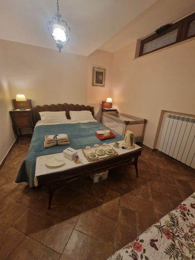 Room 3, Linda's Retreat B&B, Roma