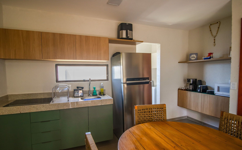 Private kitchen 5, 2-bedroom Apartment 250m From the Beach Villa Maui by MME, Passo de Camaragibe