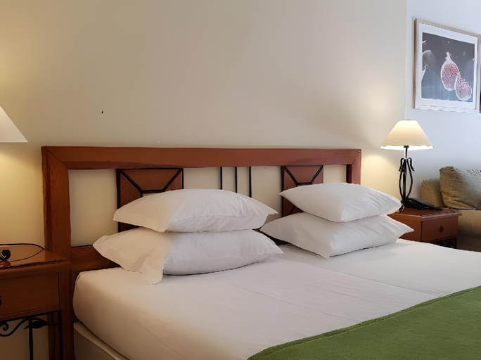 Bedroom 3, Pestana Palm Gardens, Lagoa