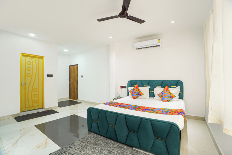 Room 5, FabHotel Ad Holidays, Kancheepuram