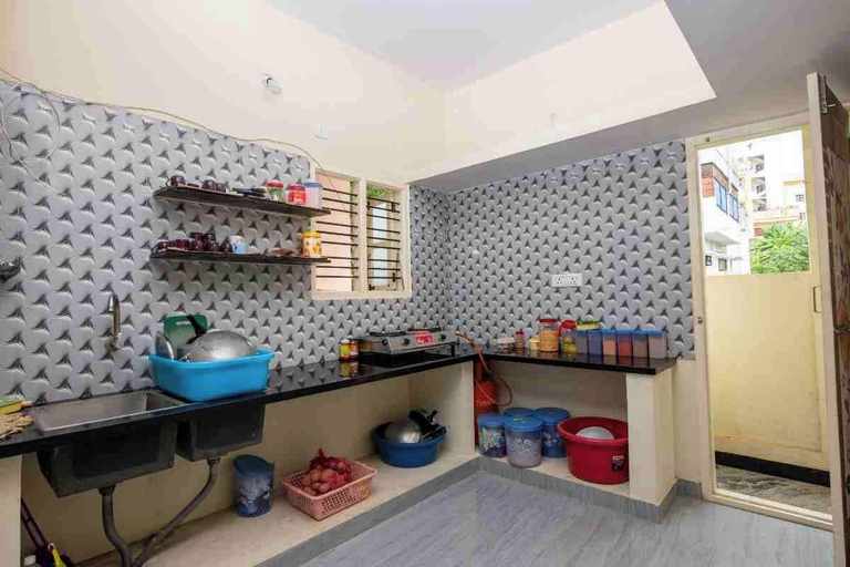 Private kitchen 3, Symphony Suites Homestay, Bangalore