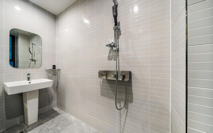 Bathroom 5, Busan Nampo Billy Hotel, Jung
