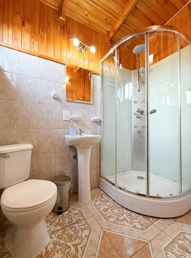 Bathroom 3, Paraiso Patagonico Chaiten, Palena