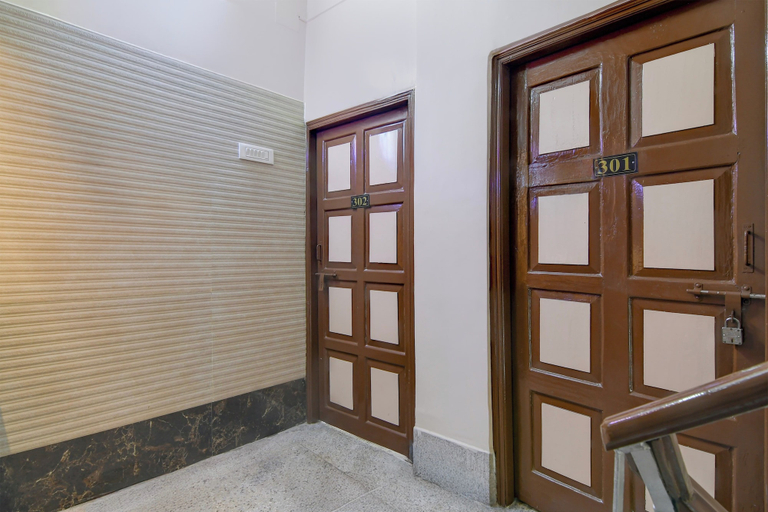 Interior 5, Super Hotel O Howrah Railway Station, Haora