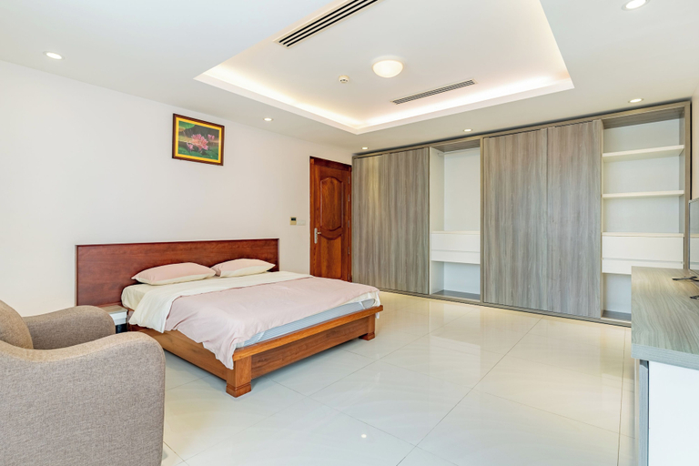 Room 3, Gold-288 Apartment, Phnom Penh