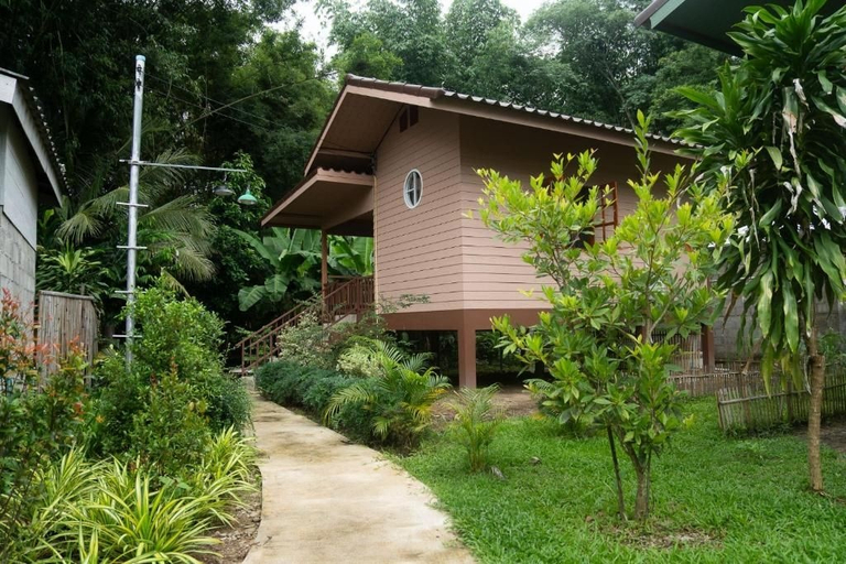 Property grounds 4, Honey Home Pai, Pai