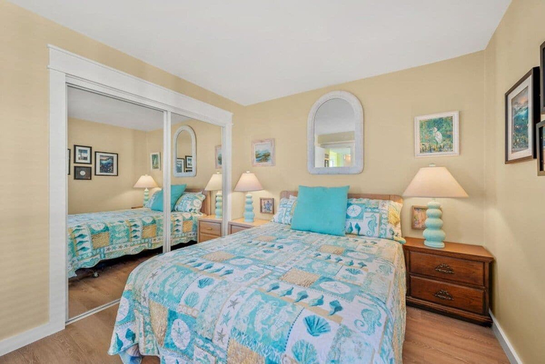 Bedroom 4, Best Views in Sand Dollar! Beachfront w/ Pool, Nassau