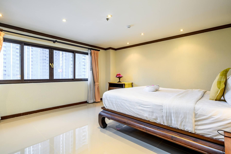 Room 5, Spacious 108sqm 2BR Resort Apartment SP2, Pattaya