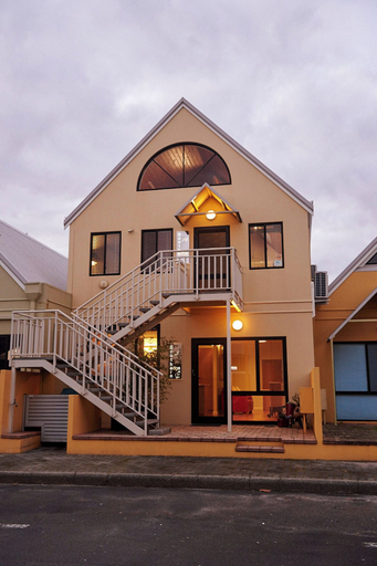 Exterior 5, Southern Edge Accommodation Unit 5, Albany