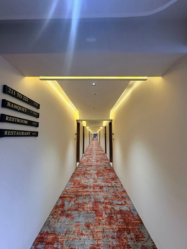 Interior 2, Majestic Park Inn, Valsad