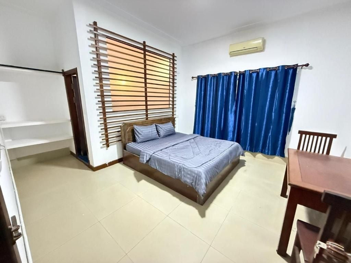 Room 5, White Castle, Siem Reap