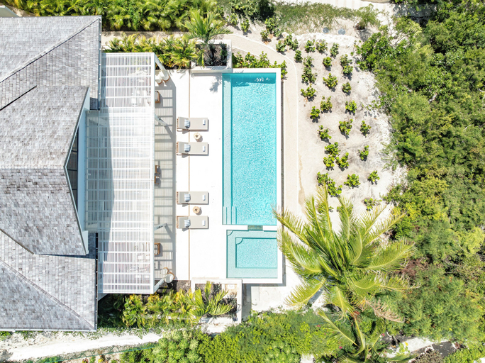 Exterior 5, Serenità